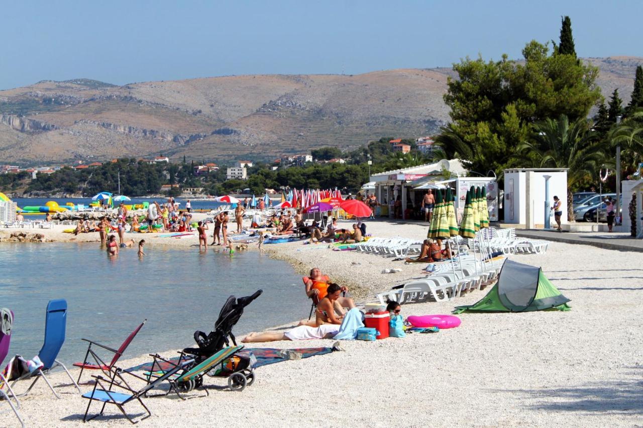 Apartments With A Parking Space Okrug Gornji, Ciovo - 13859 Trogir Extérieur photo