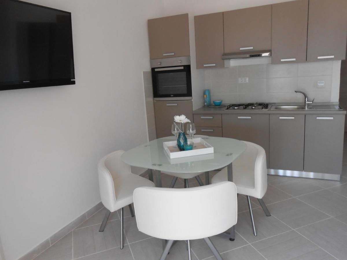 Apartments With A Parking Space Okrug Gornji, Ciovo - 13859 Trogir Extérieur photo