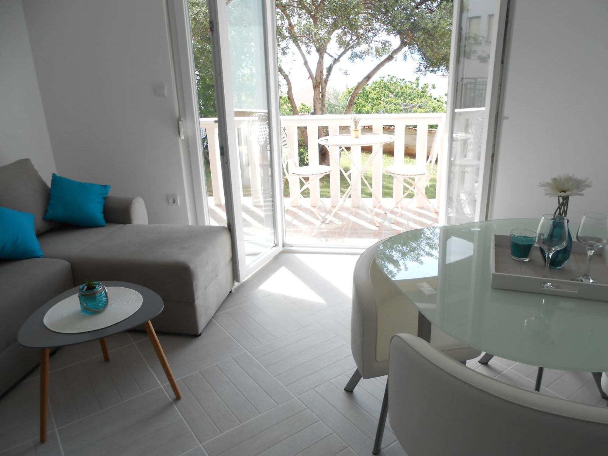 Apartments With A Parking Space Okrug Gornji, Ciovo - 13859 Trogir Chambre photo